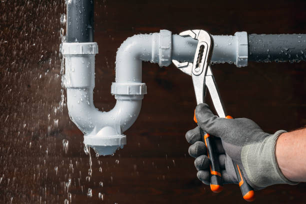 Professional Emergency Plumber technician working in Bock, MN